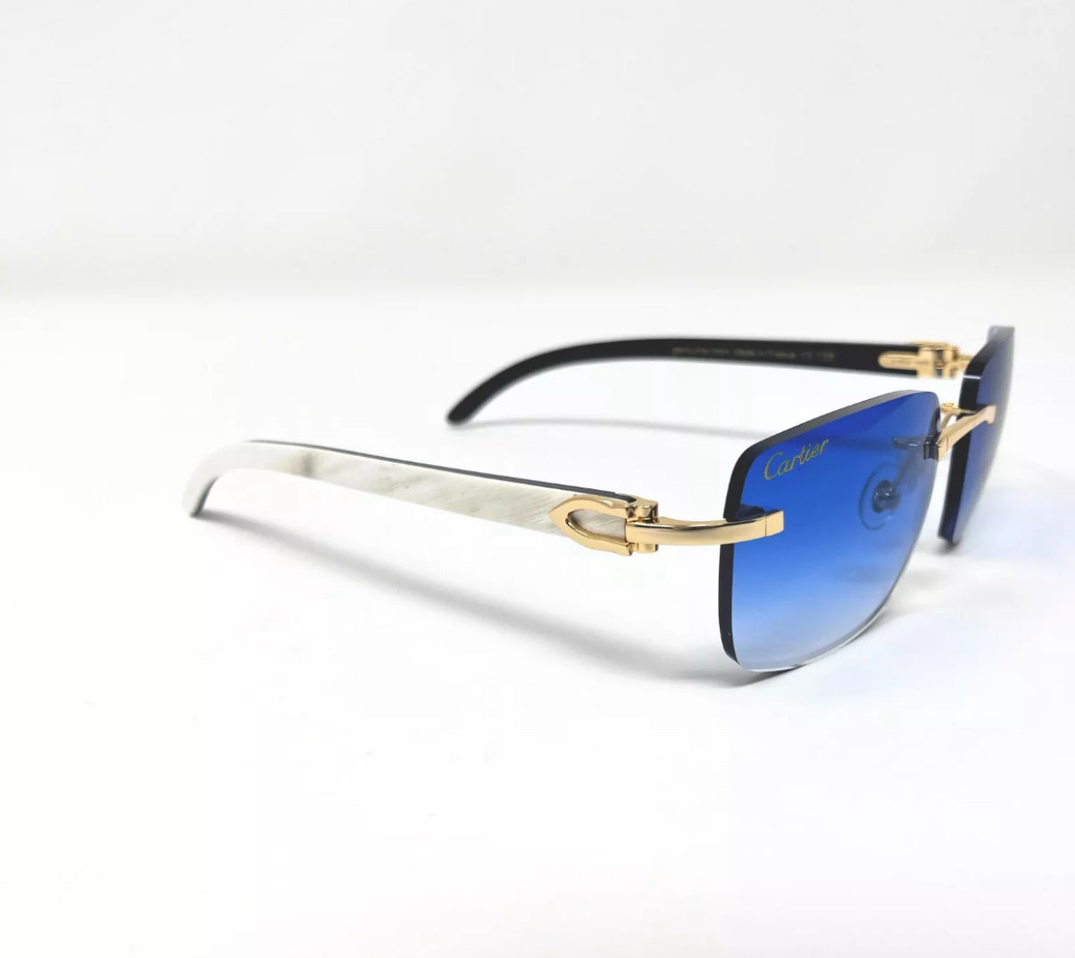 Pre-Owned Cartier Buffalo Horn White Sunglasses Blue Gradient