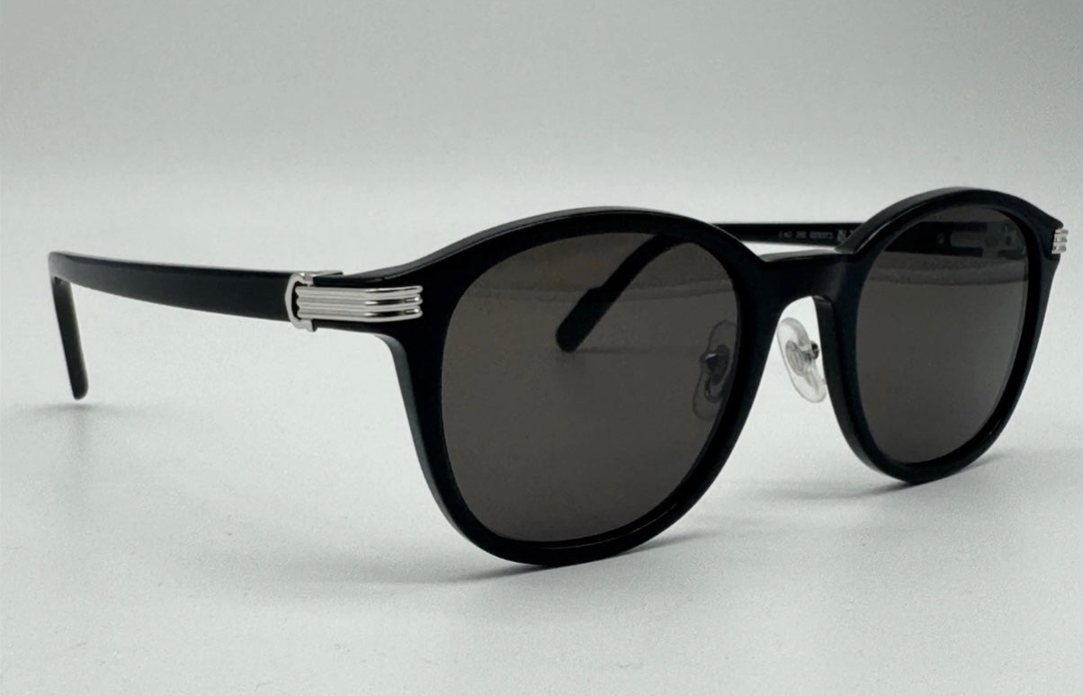 Pre-Owned Première de Black/Gold Sunglasses Tinted