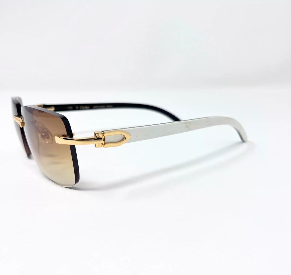 Pre-Owned Cartier Buffalo Horn White Sunglasses Tan/Brown Gradient